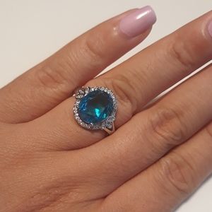 Sterling silver ring.